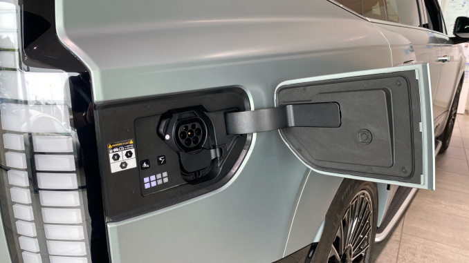 Hyundai IONIQ 9 226kW Calligraphy 110kWh 5dr AWD Auto Electric Estate - Image 32